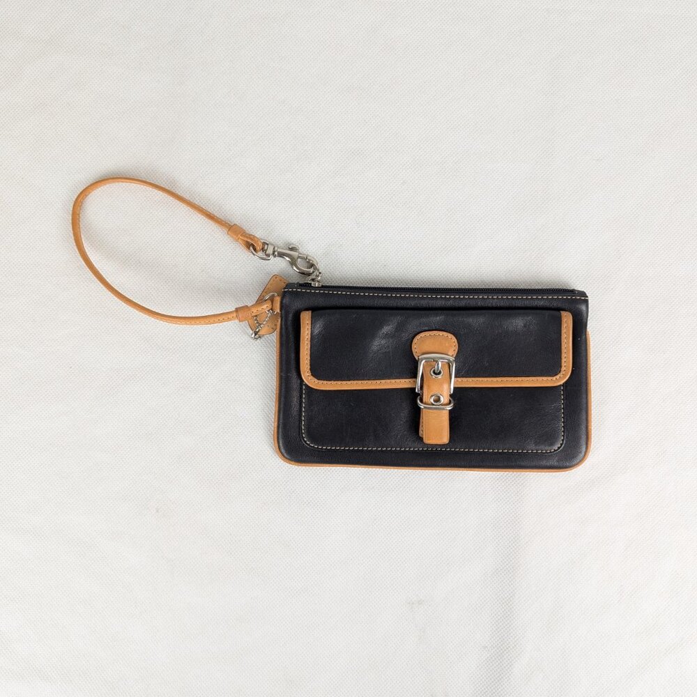 Coach Leather Wristlet Clutch Pouch Black Tan Buckle Accent "4 x 7.5"